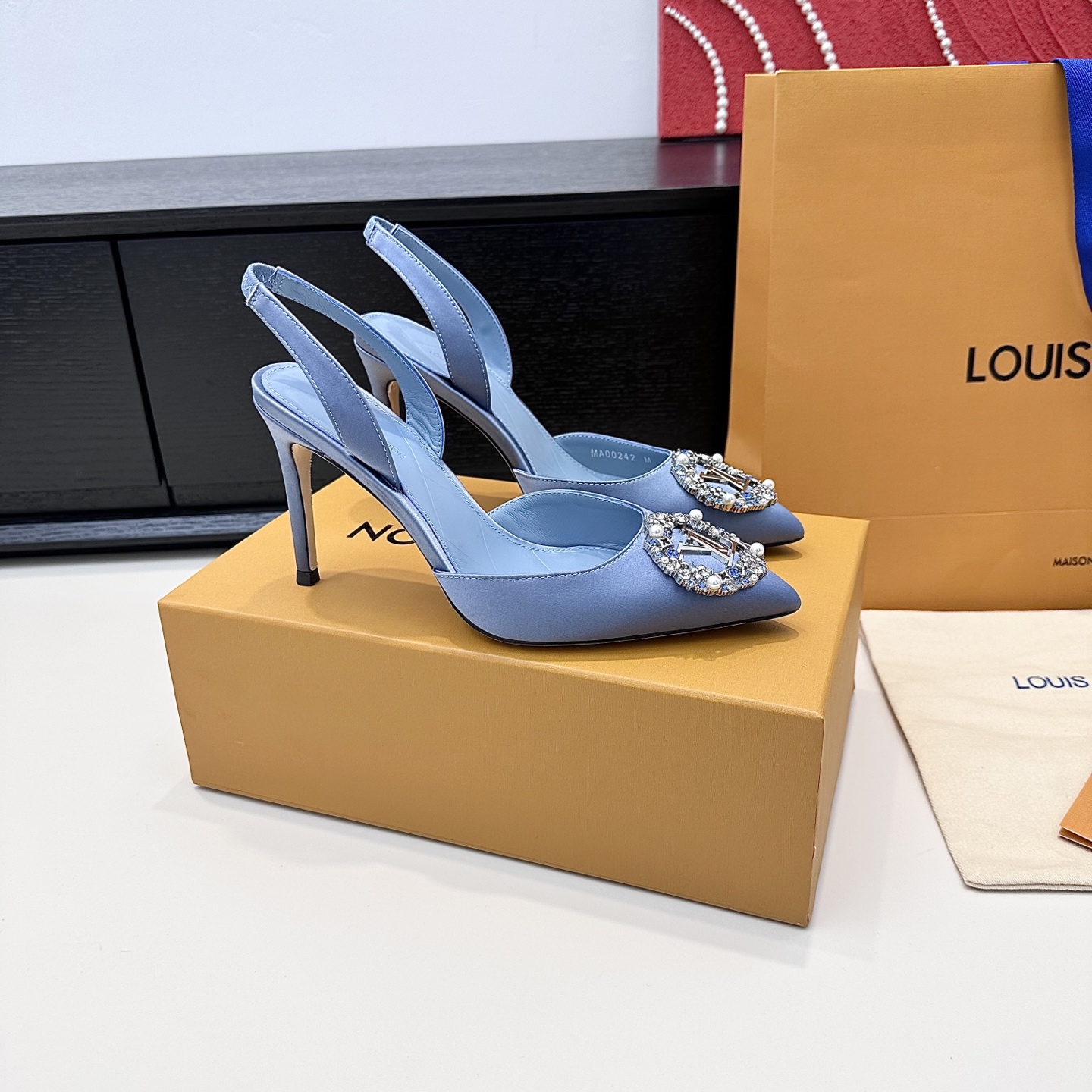 Women's high heels